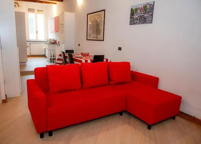 Apartament Medieval Centre - Modern With Ac, Smart Tv & Wifi
