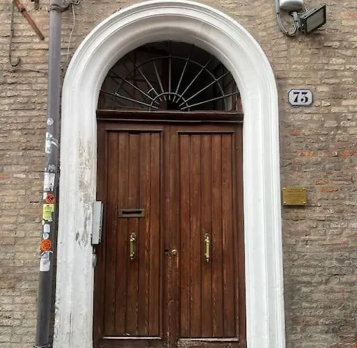 Medieval Centre - Modern With Ac, Smart Tv & Wifi Ferrara